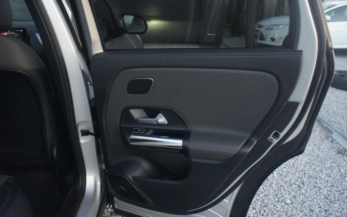 Mercedes-Benz GLA cena 179000 przebieg: 10290, rok produkcji 2020 z Dobrzyca małe 667